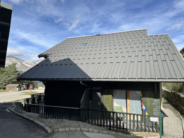 Loue appartement à La Joue du Loup hautes alpes, station ski Superdévoluy, idéal pour vos vacances en montagne été comme hiver