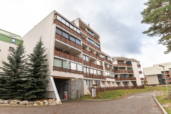 Loue appartement à La Joue du Loup hautes alpes, station ski Superdévoluy, idéal pour vos vacances en montagne été comme hiver