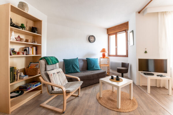 Loue appartement à La Joue du Loup hautes alpes, station ski Superdévoluy, idéal pour vos vacances en montagne été comme hiver