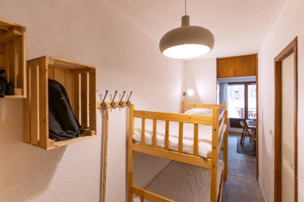 Loue appartement à La Joue du Loup hautes alpes, station ski Superdévoluy, idéal pour vos vacances en montagne été comme hiver