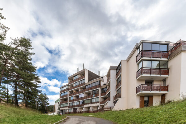 Loue appartement à La Joue du Loup hautes alpes, station ski Superdévoluy, idéal pour vos vacances en montagne été comme hiver
