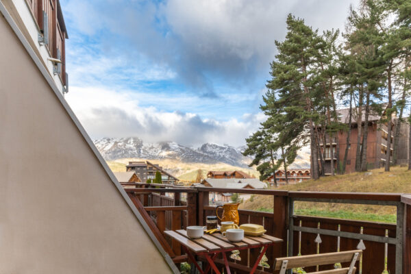 Loue appartement à La Joue du Loup hautes alpes, station ski Superdévoluy, idéal pour vos vacances en montagne été comme hiver