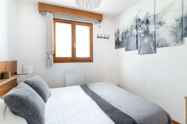 Loue appartement à la Joue du Loup, station de ski dans les hautes alpes, proche de Superdévoluy. Idéal pour vos vacances en montagne l'été et hiver