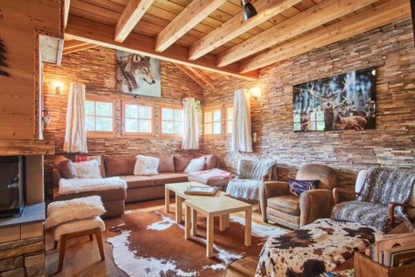 loue chalet à la Joue du Loup, station de ski dans les hautes alpes, même domaine de ski que Superdévoluy, idéal pour vos vacances en montagne été comme hiver