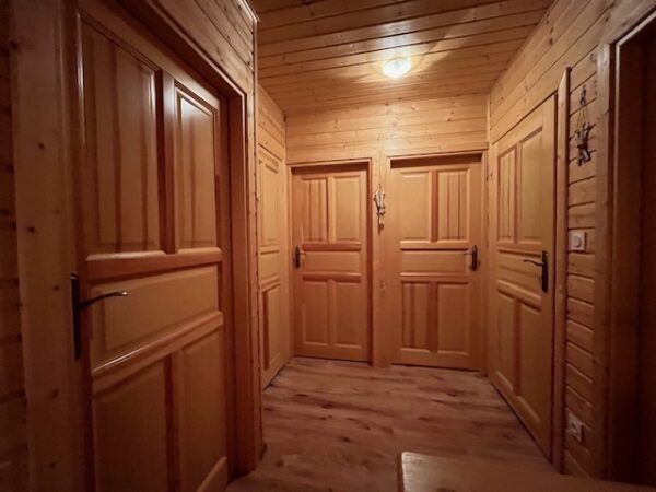 loue chalet à la Joue du Loup, station de ski dans les hautes alpes, même domaine de ski que Superdévoluy, idéal pour vos vacances en montagne été comme hiver