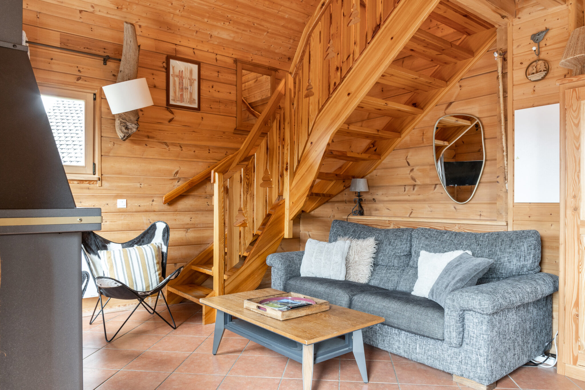 loue chalet dans résidence avec piscine à la Joue du Loup, station de ski dans les hautes alpes, même domaine de ski que Superdévoluy, idéal pour vos vacances en montagne été comme hiver