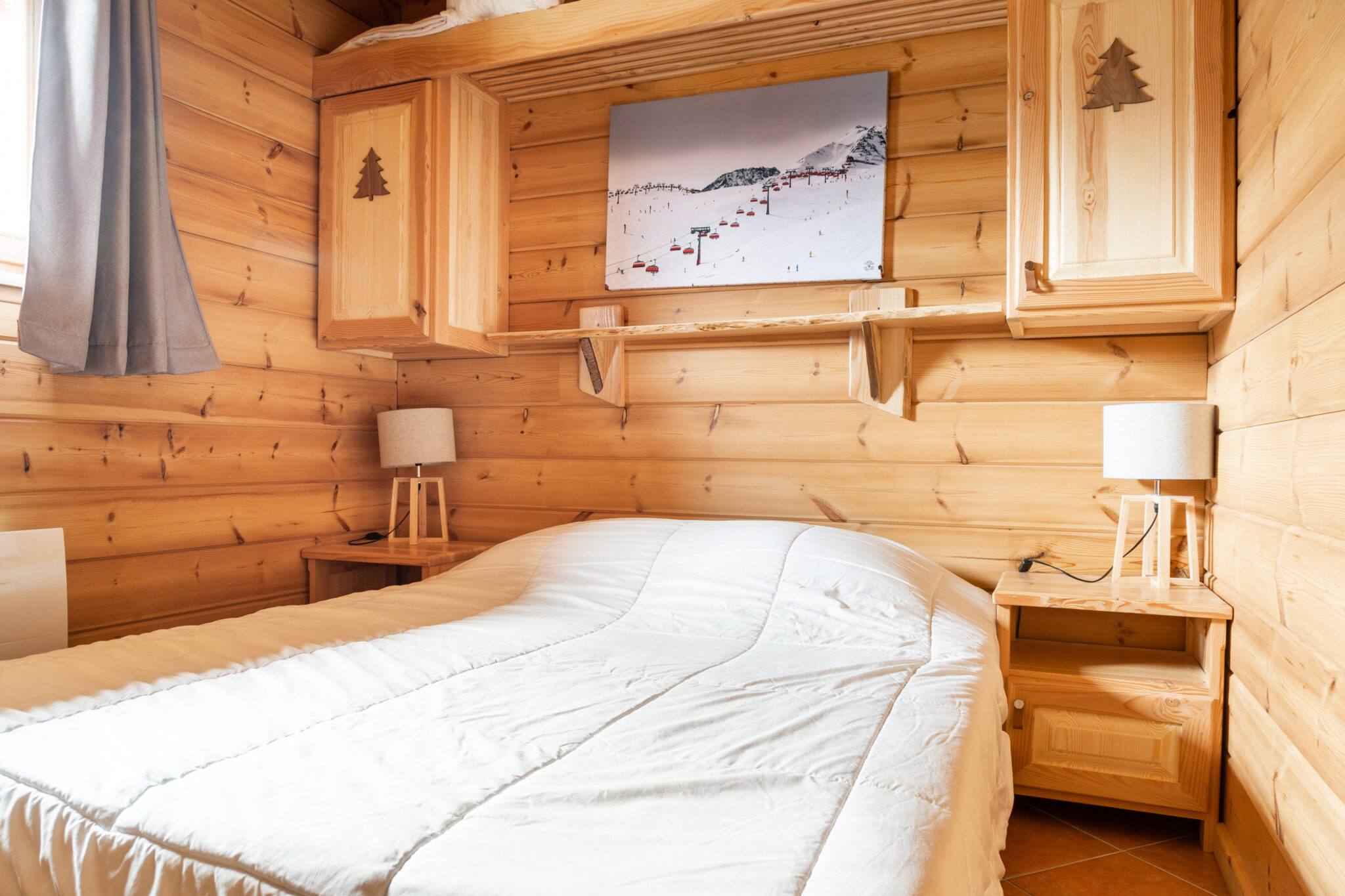 loue chalet dans résidence avec piscine à la Joue du Loup, station de ski dans les hautes alpes, même domaine de ski que Superdévoluy, idéal pour vos vacances en montagne été comme hiver
