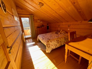 loue chalet dans résidence avec piscine à la Joue du Loup, station de ski dans les hautes alpes, même domaine de ski que Superdévoluy, idéal pour vos vacances en montagne été comme hiver