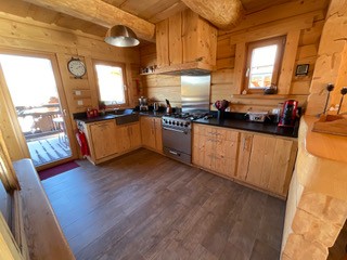 loue chalet dans résidence avec piscine à la Joue du Loup, station de ski dans les hautes alpes, même domaine de ski que Superdévoluy, idéal pour vos vacances en montagne été comme hiver