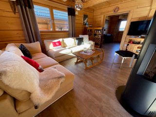 loue chalet dans résidence avec piscine à la Joue du Loup, station de ski dans les hautes alpes, même domaine de ski que Superdévoluy, idéal pour vos vacances en montagne été comme hiver